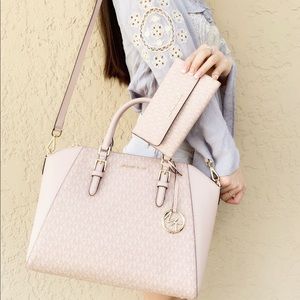 Gaby’sBags👜💕-Michael Kors Large Satchel&Wallet